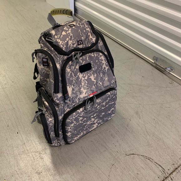 Backpack - Picture 1 of 6